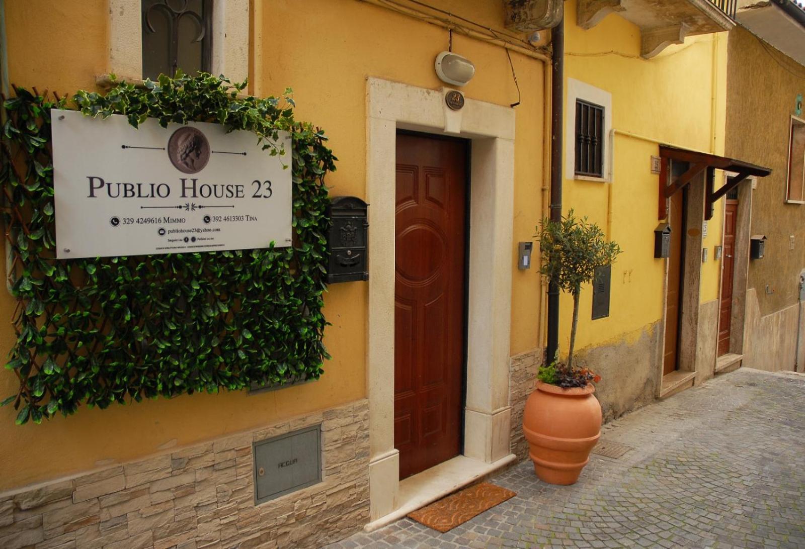Publiohouse23 Hotel Sulmona Kültér fotó